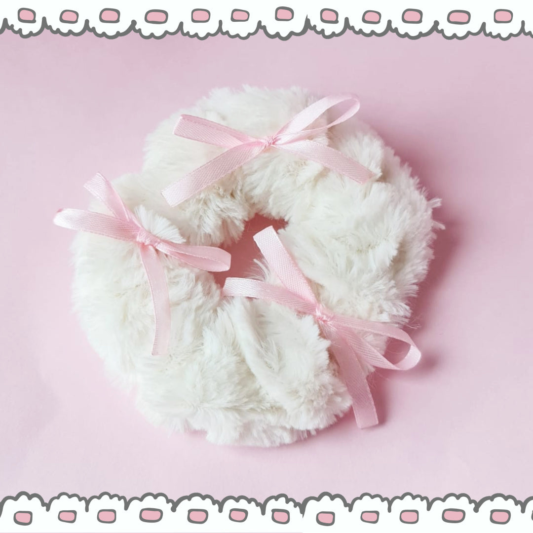 La vie en rose Scrunchie